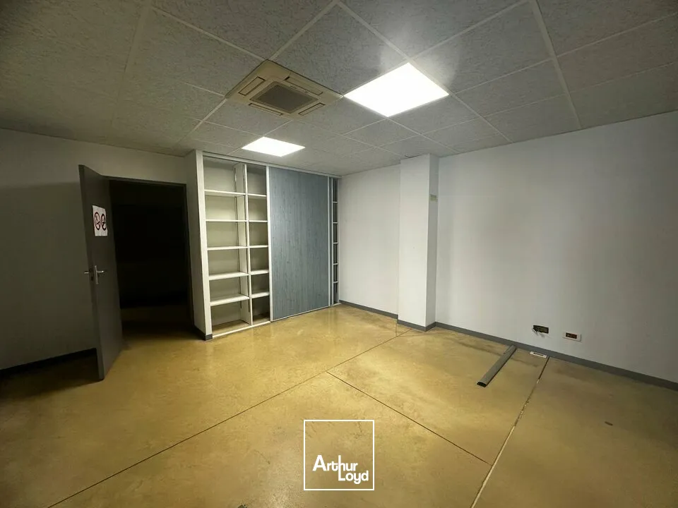 Locaux commerciaux - Location - SAINT-DOULCHARD - 18230 - 1008-1008 - 7922846