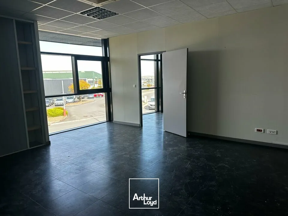 Locaux commerciaux - Vente - SAINT-DOULCHARD - 18230 - 1008-1008 - 7922840