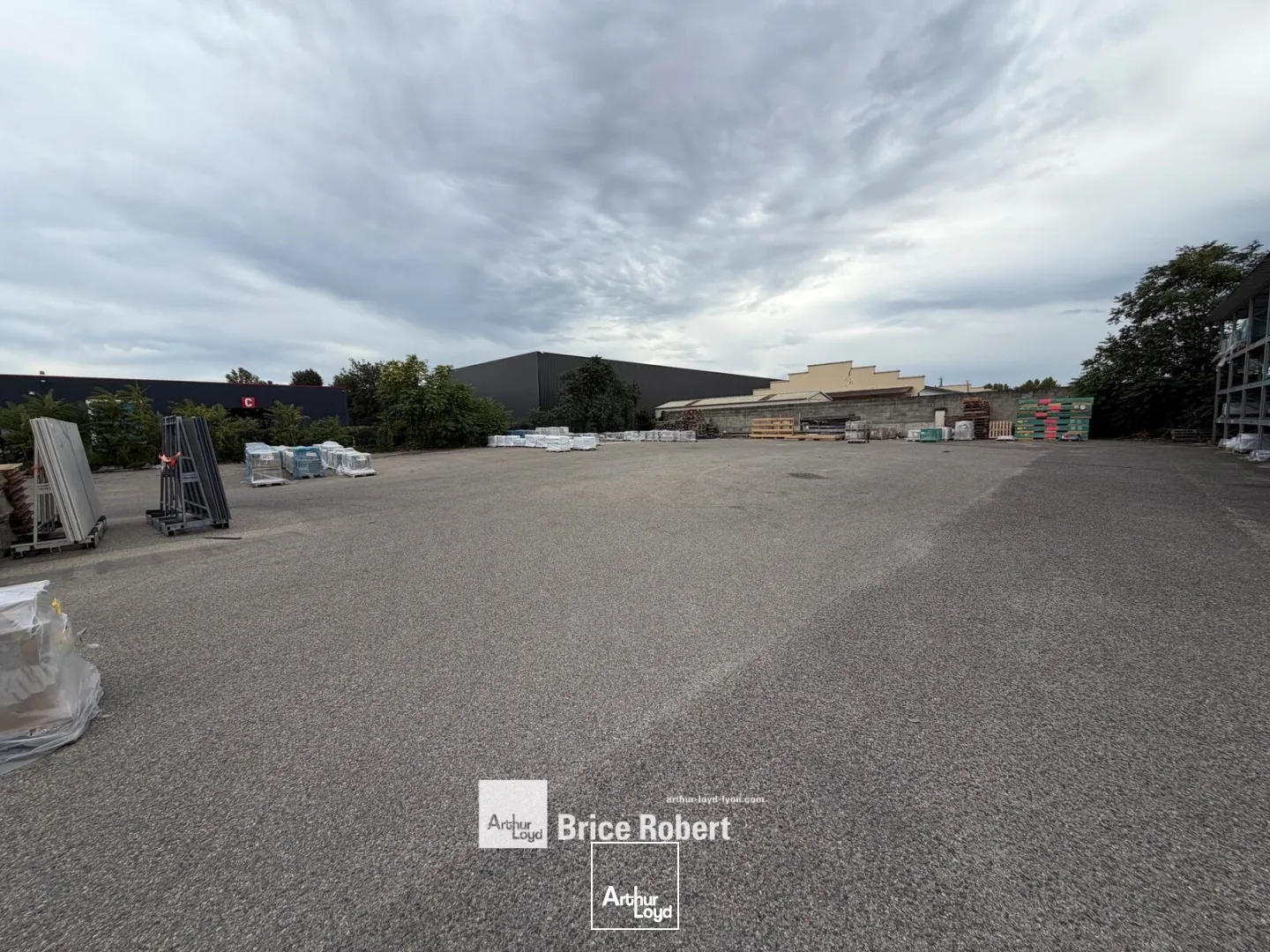 Locaux d'activité & Entrepôts - Location - CHASSIEU - 69680 - 1200-1200 - 7923603