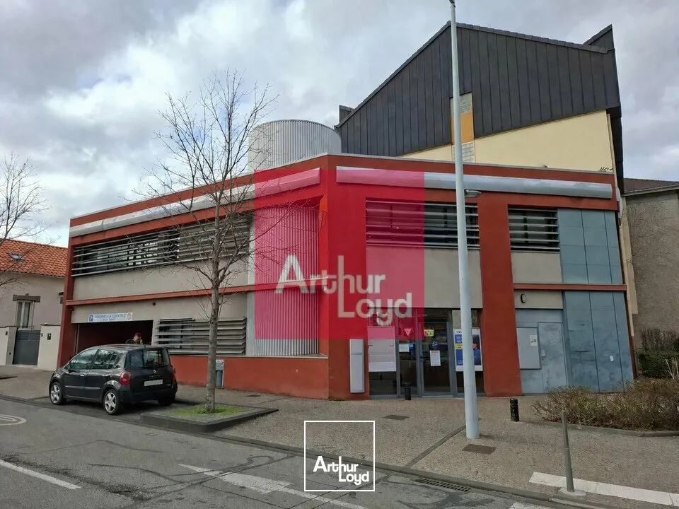 Locaux commerciaux - Location - CLERMONT-FERRAND - 63000 - 261-261 - 7923782