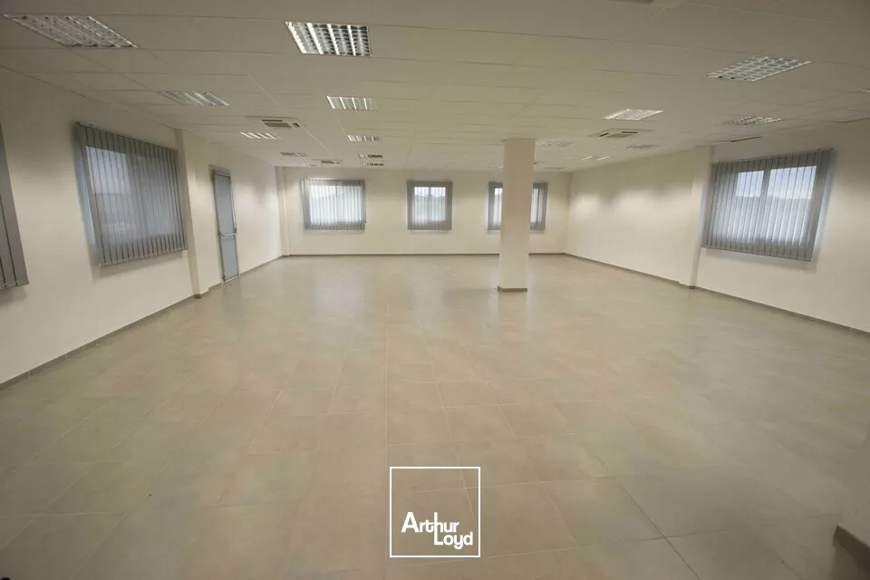 Bureaux - Location - CARSAC-AILLAC - 24200 - 94-94 - 7923834