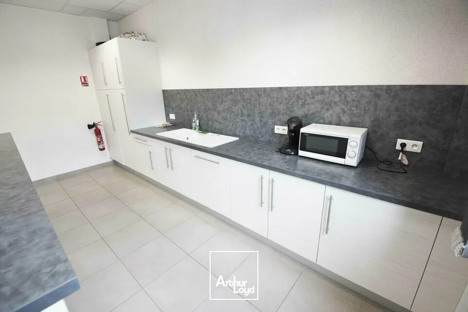 Bureaux - Location - CARSAC-AILLAC - 24200 - 94-94 - 7923836