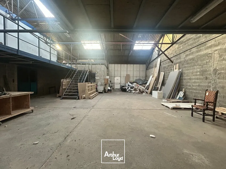 Locaux d'activité & Entrepôts - Location - CHALON-SUR-SAÔNE - 71100 - 500-500 - 7923845
