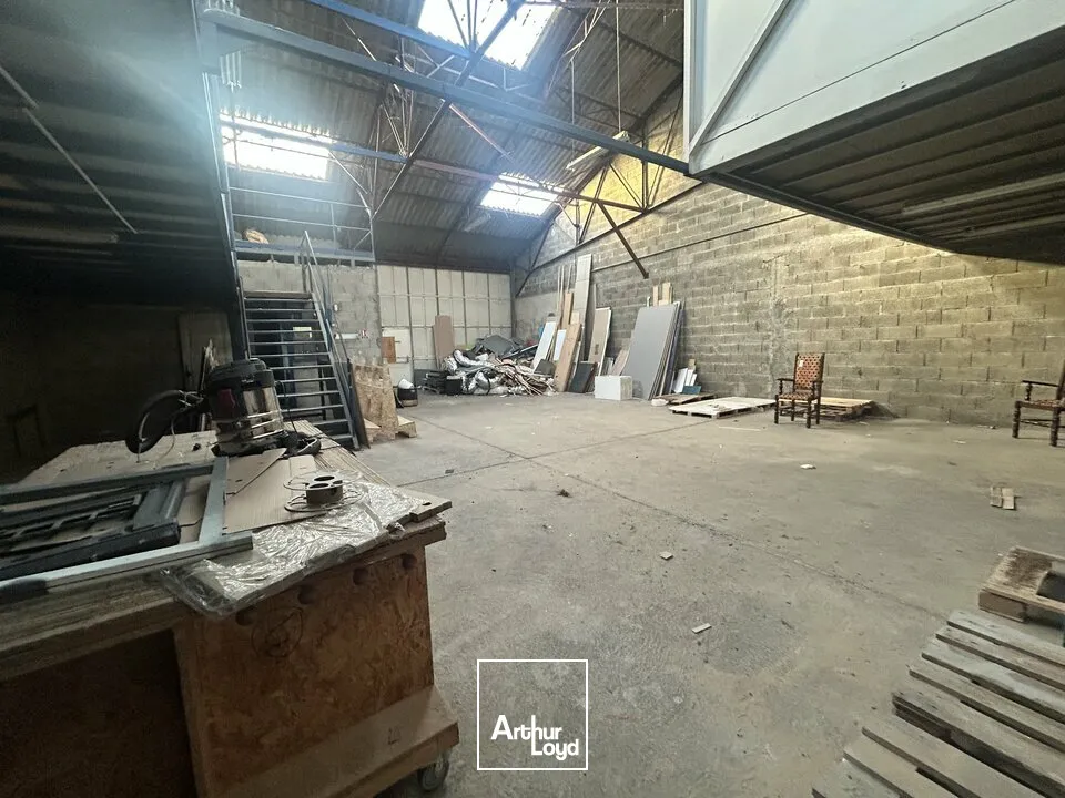 Locaux d'activité & Entrepôts - Location - CHALON-SUR-SAÔNE - 71100 - 500-500 - 7923846