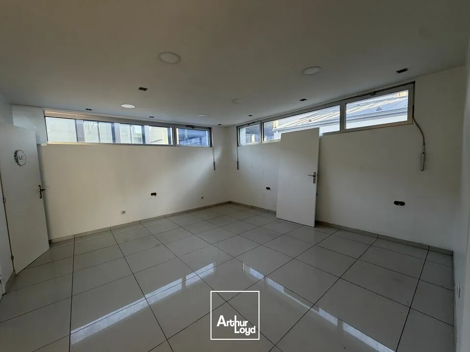 Locaux commerciaux - Location - REIMS - 51100 - 90-90 - 7924577
