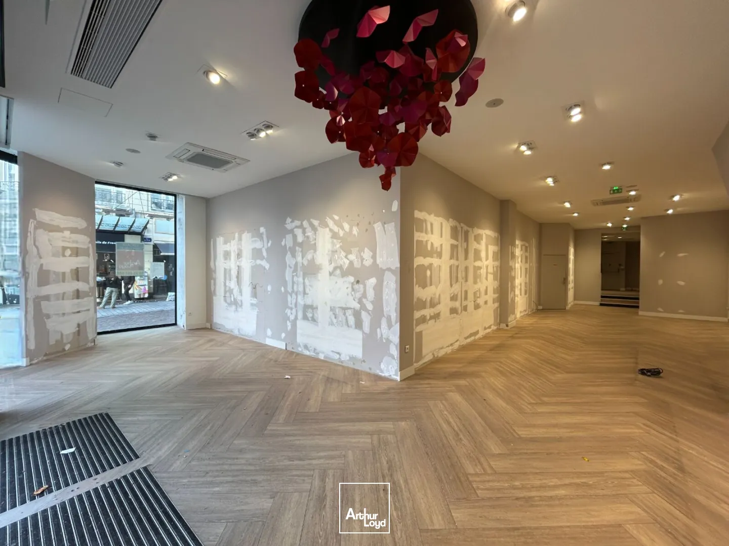 Locaux commerciaux - Location - SAINT QUENTIN - 02100 - 220-220 - 7924614