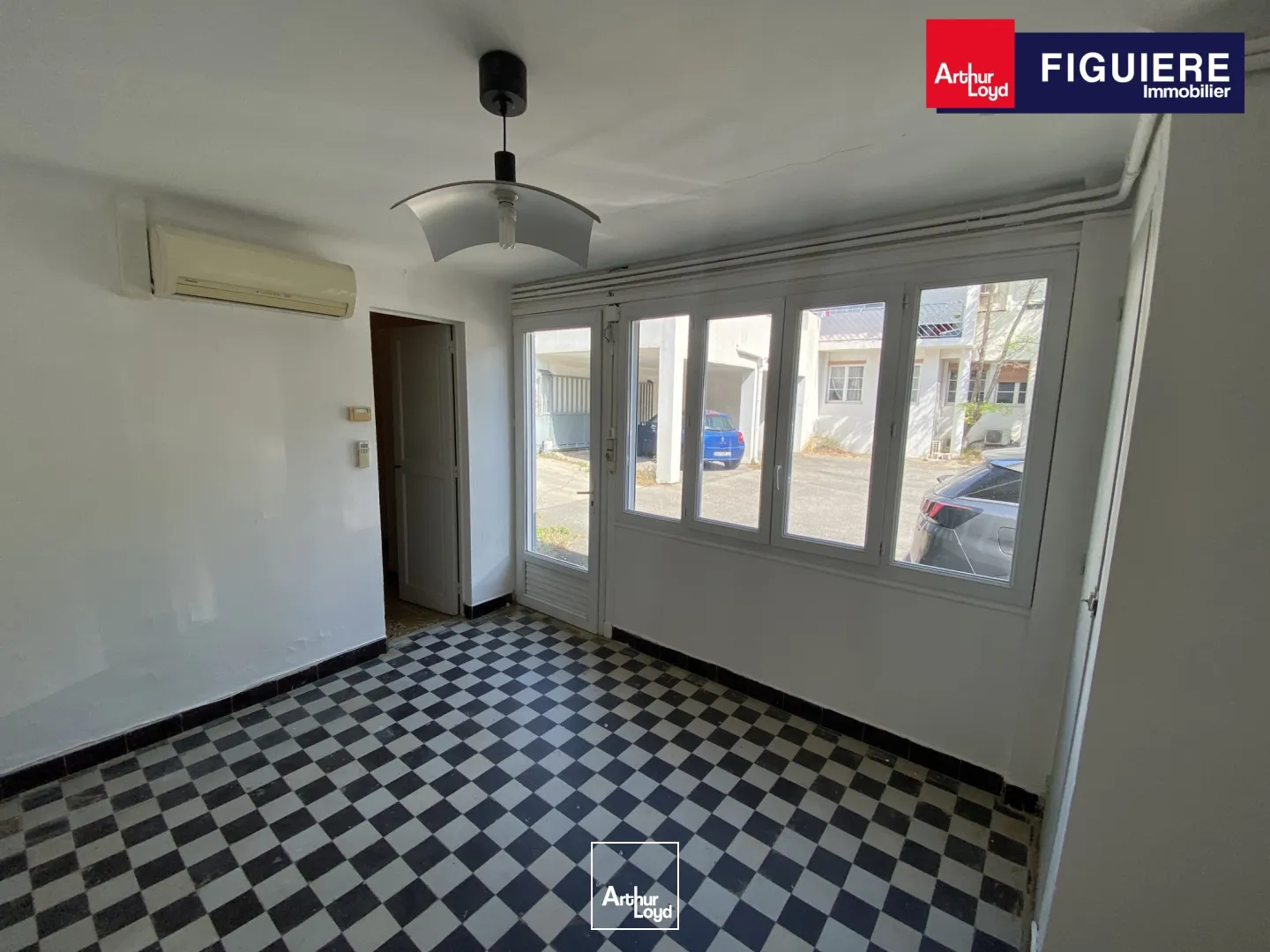 Bureaux - Location - SALON DE PROVENCE - 13300 - 76-76 - 7924767