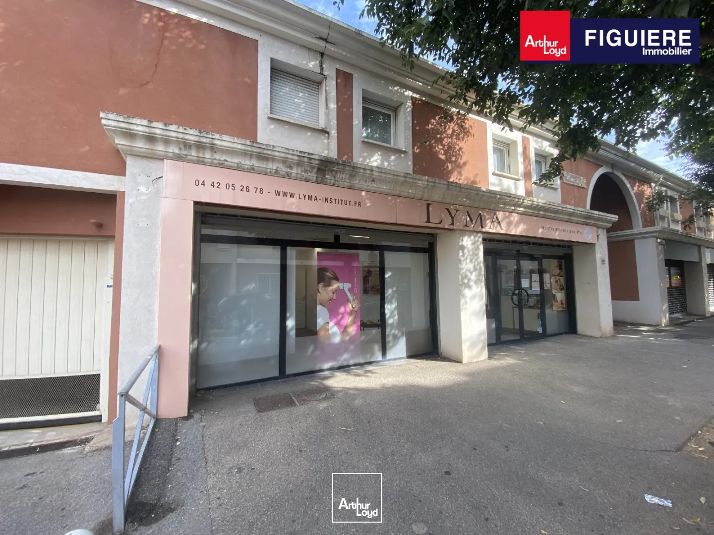 Locaux commerciaux - Cession - SALON DE PROVENCE - 13300 - 56-56 - 7925605