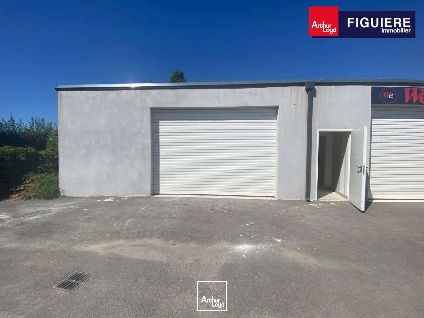 Locaux d'activité & Entrepôts - Location - SALON DE PROVENCE - 13300 - 200-200 - 7927306