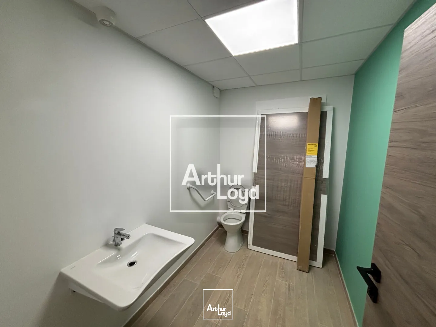Bureaux - Location - VEZENOBRES - 30360 - 18-58 - 7928105