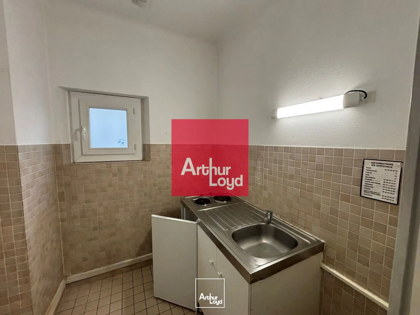 Bureaux - Location - GRENOBLE - 38000 - 122.09-122.09 - 7930419