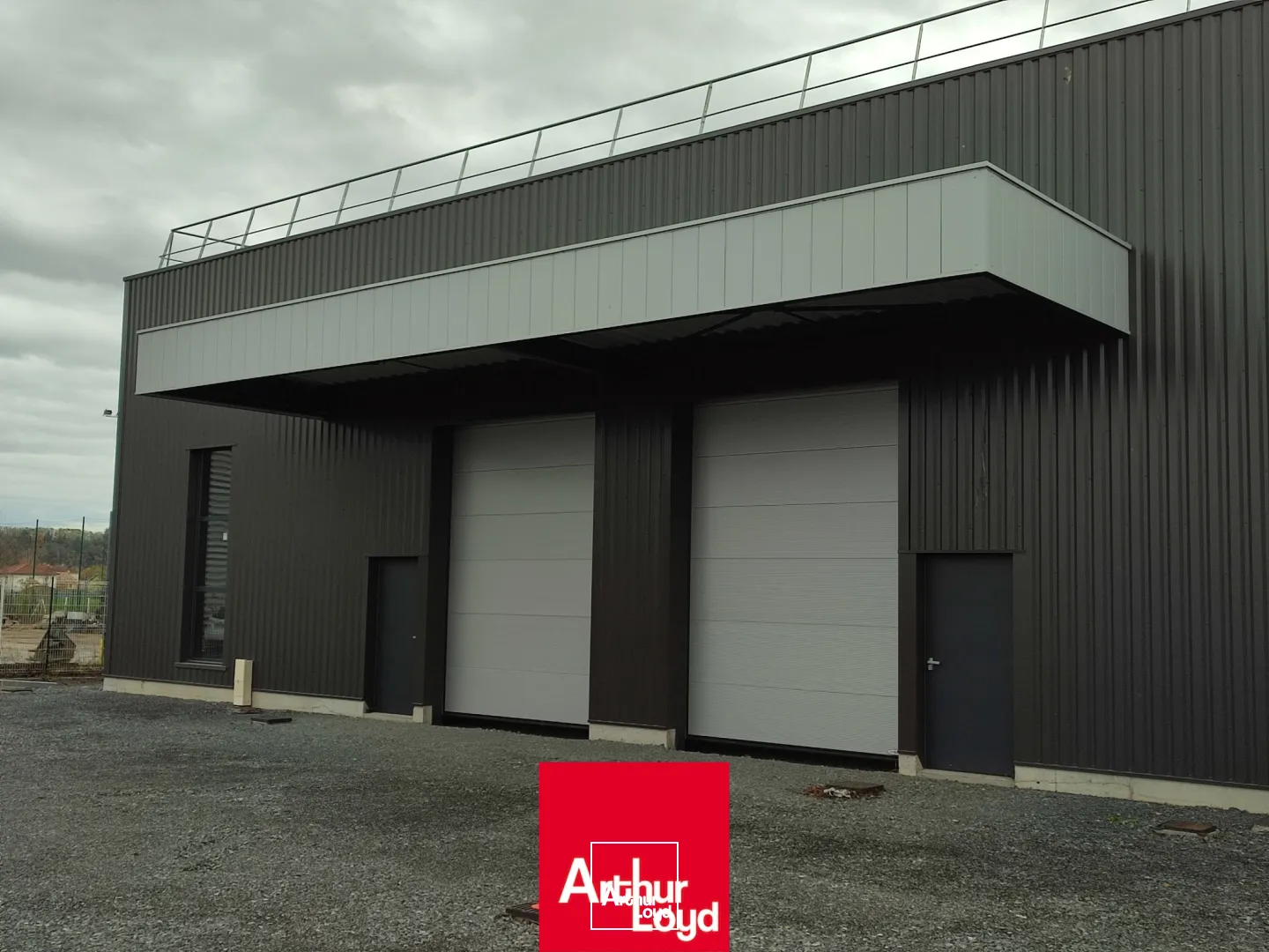 Locaux d'activité & Entrepôts - Location - VILLEFRANCHE SUR SAONE - 69400 - 285-871 - 7930501