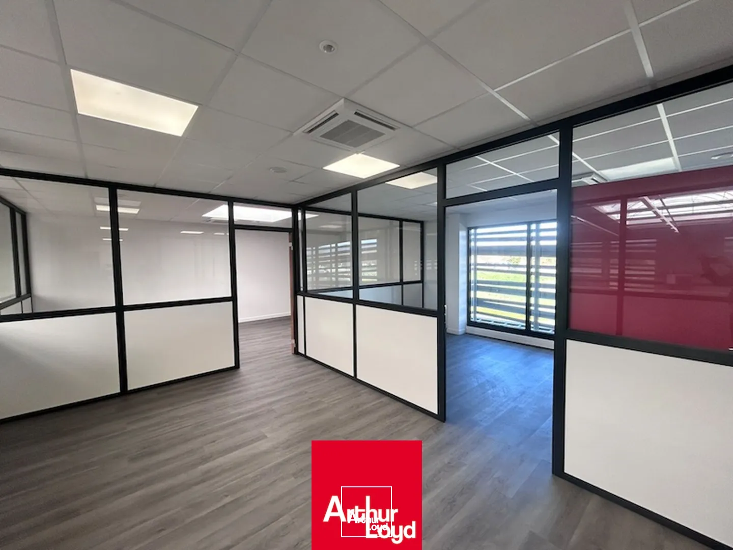 Locaux d'activité & Entrepôts - Location - CERTINES - 01240 - 522-522 - 7930958