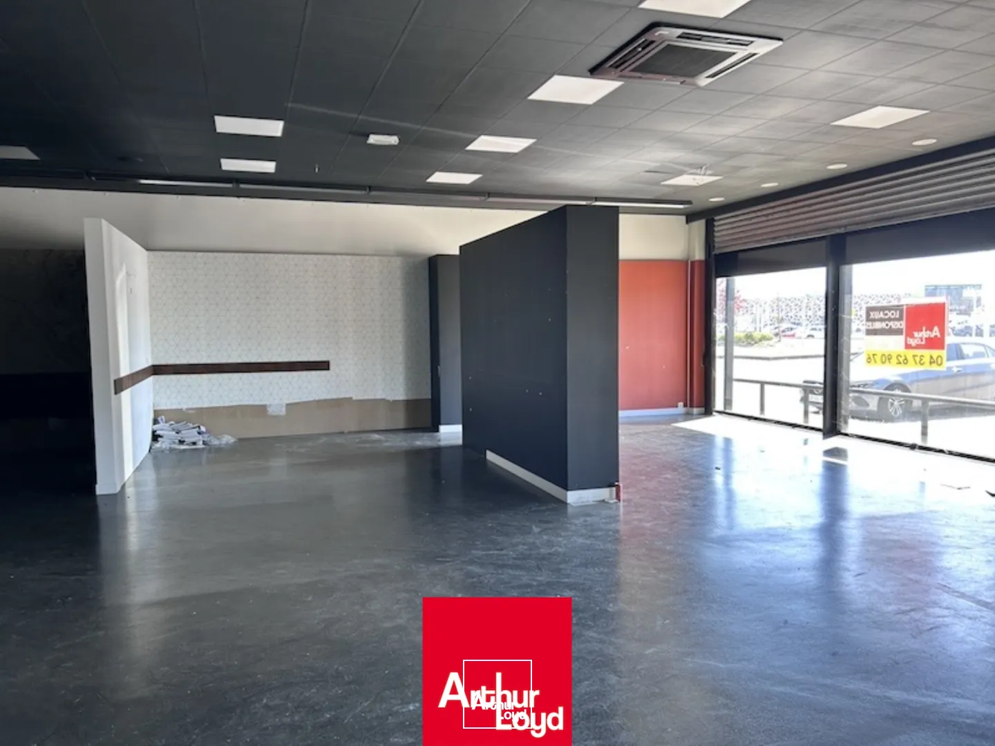 Locaux commerciaux - Location - CHAINTRE - 71570 - 322.8-322.8 - 7930983