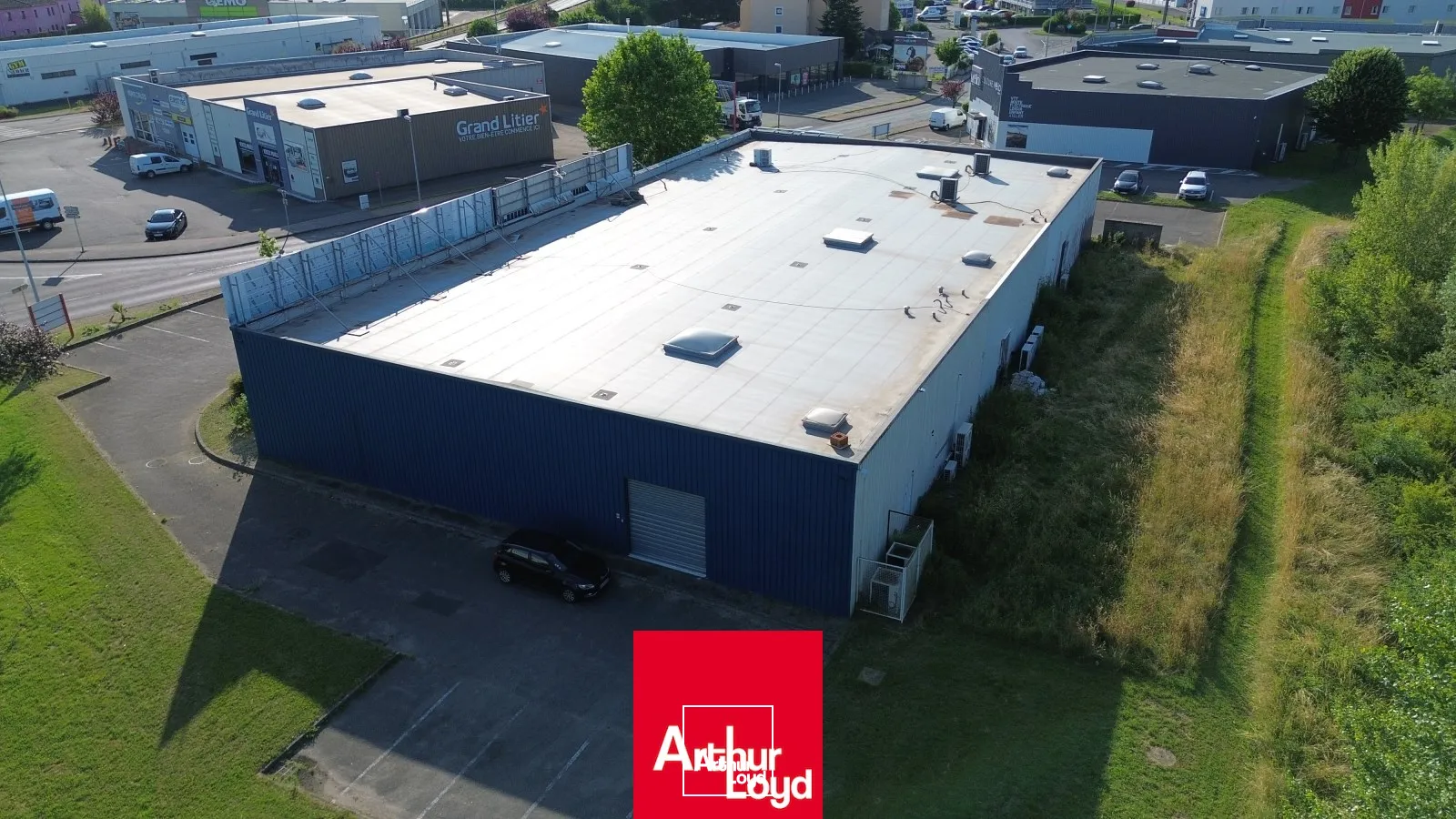 Locaux commerciaux - Location - CHAINTRE - 71570 - 396.2-396.2 - 7930994