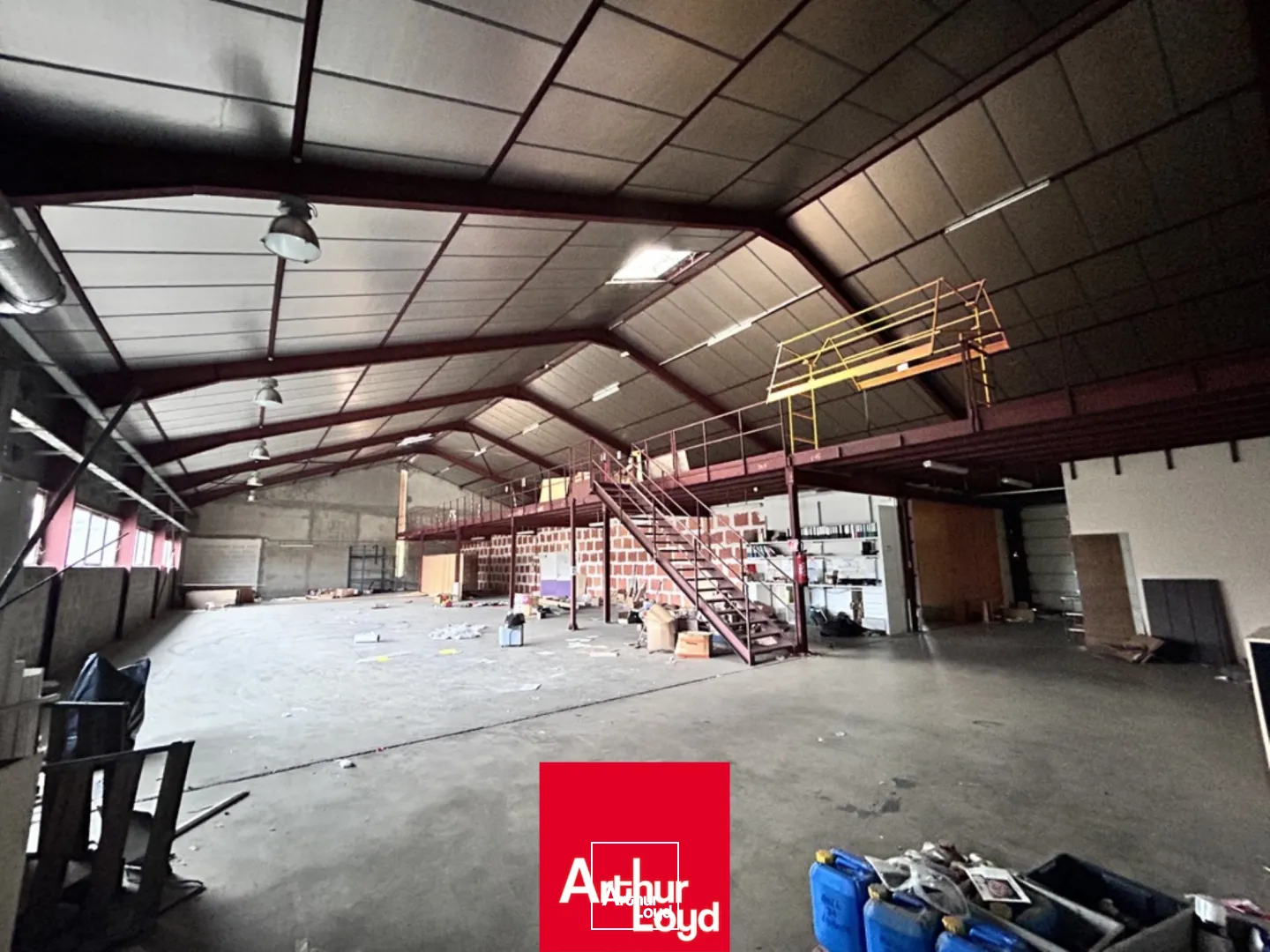 Locaux d'activité & Entrepôts - Location - BOURG EN BRESSE - 01000 - 2027.27-2027.27 - 7931001