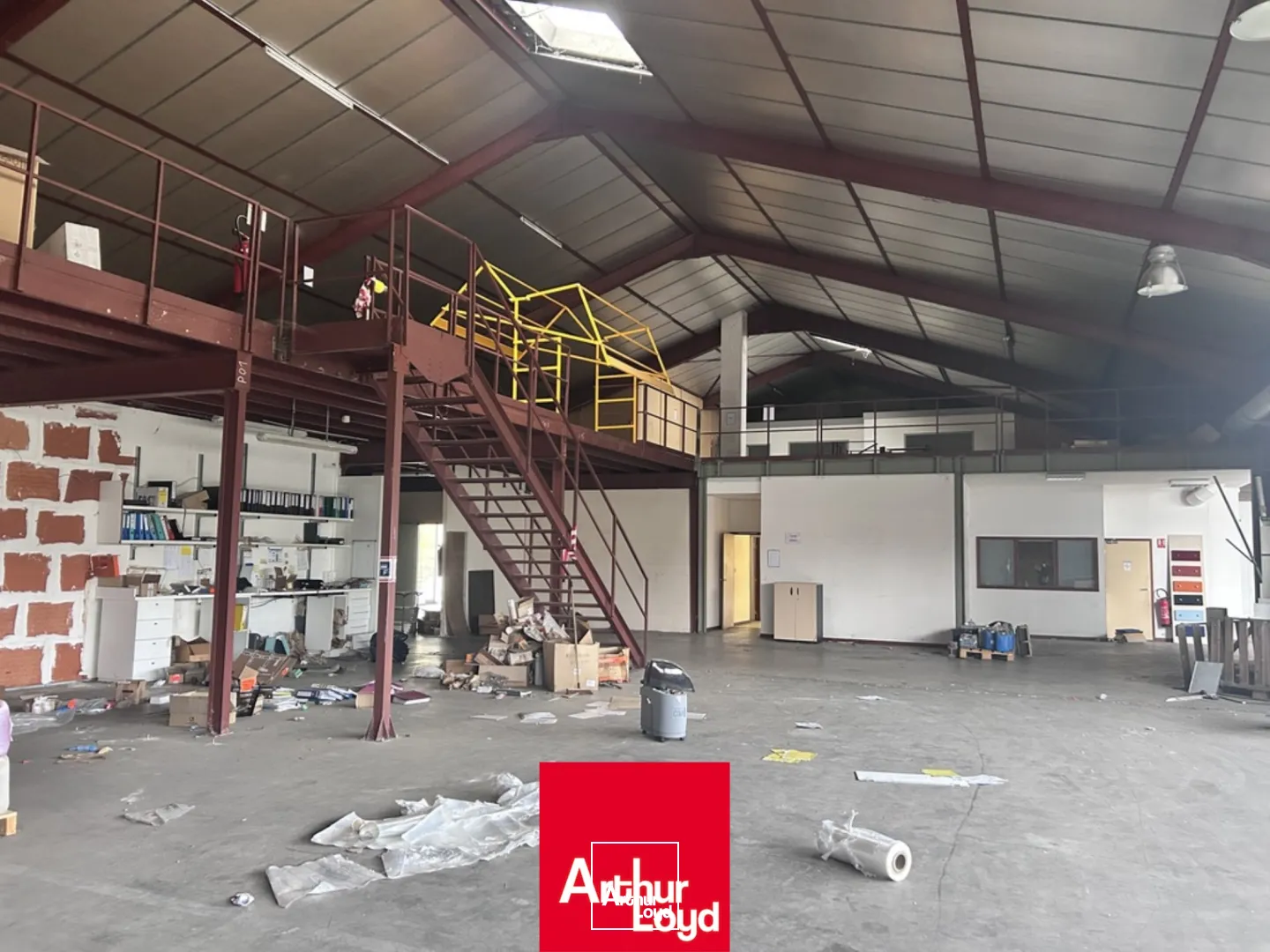 Locaux d'activité & Entrepôts - Location - BOURG EN BRESSE - 01000 - 2027.27-2027.27 - 7931002
