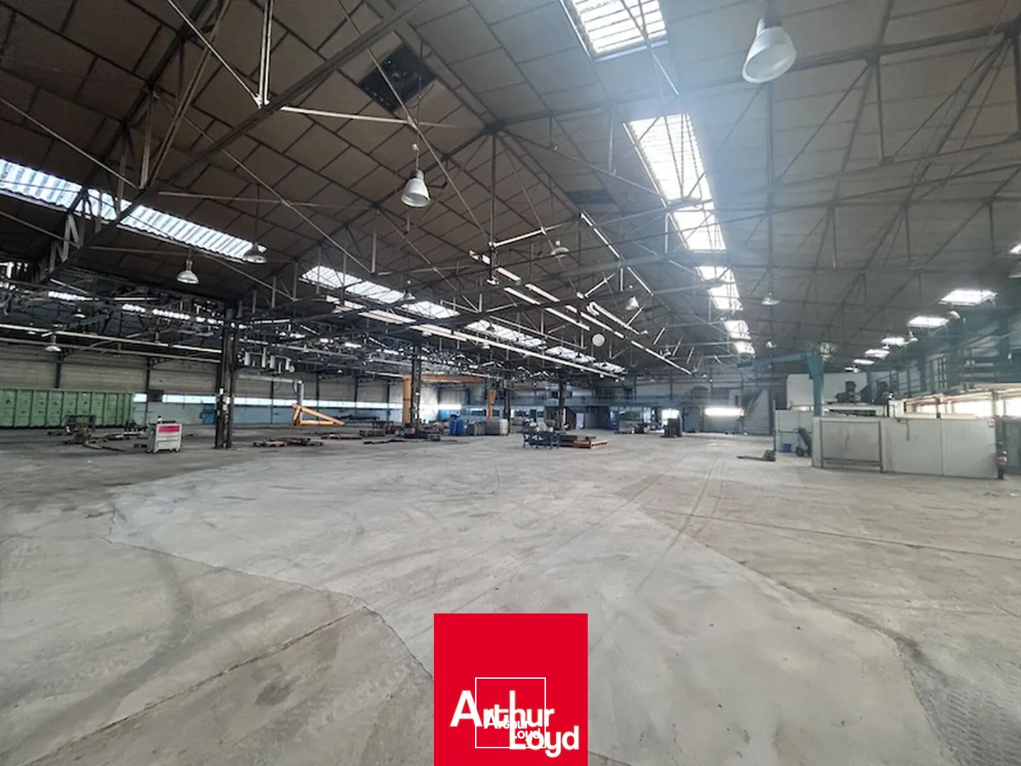 Locaux d'activité & Entrepôts - Location - BOURG EN BRESSE - 01000 - 3400-3400 - 7931051