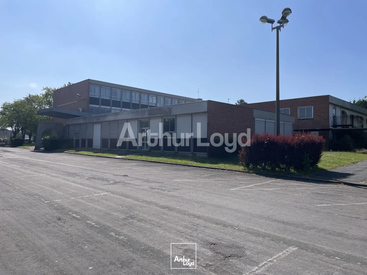 Locaux d'activité & Entrepôts - Vente - ARRAS - 62000 - 240-5425 - 7932537