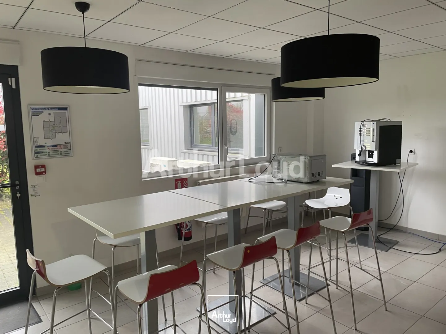 Locaux d'activité & Entrepôts - Location - LOISON SOUS LENS - 62218 - 730-730 - 7933946
