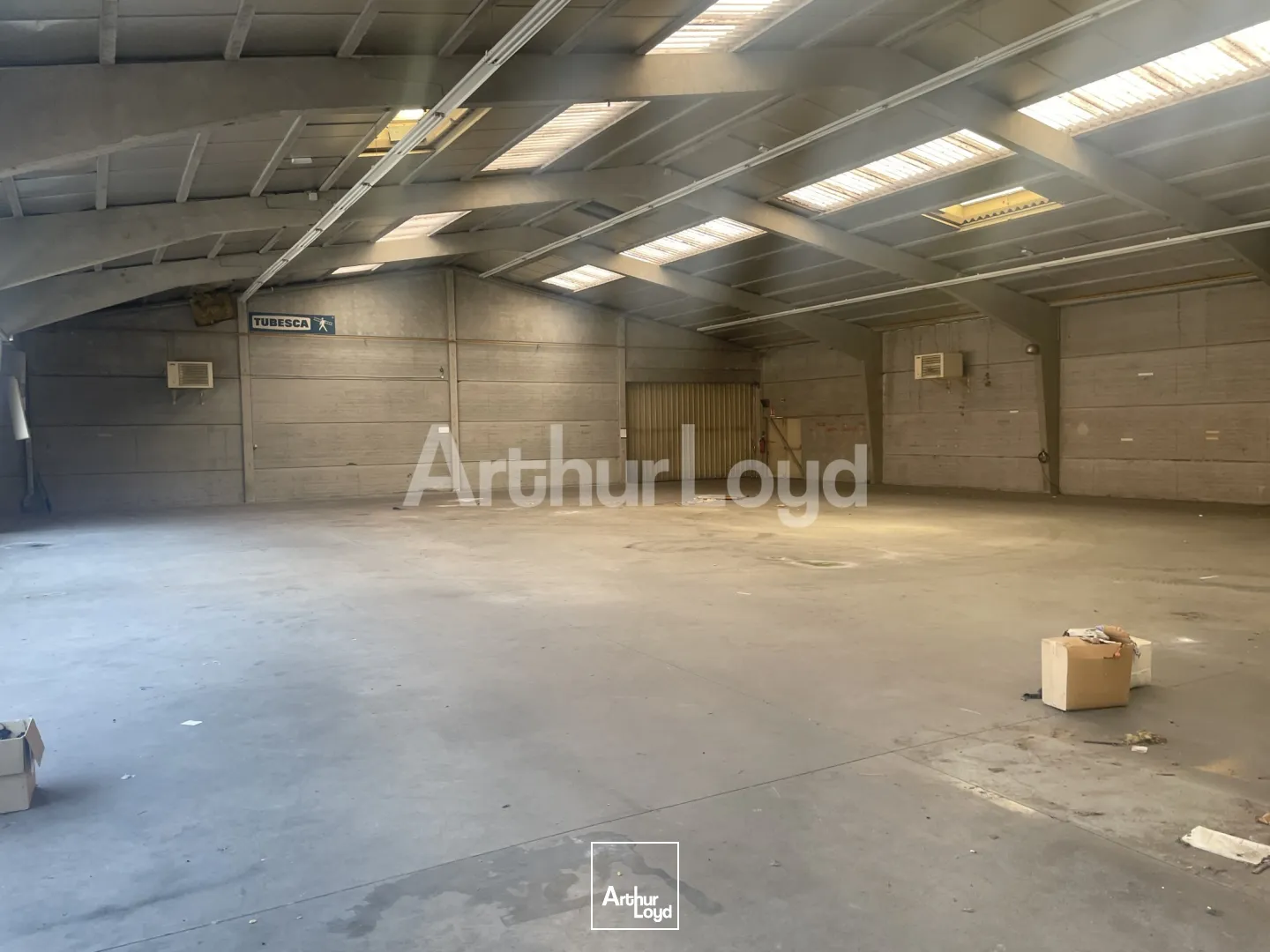 Locaux d'activité & Entrepôts - Vente - BETHUNE - 62400 - 1100-1100 - 7934633