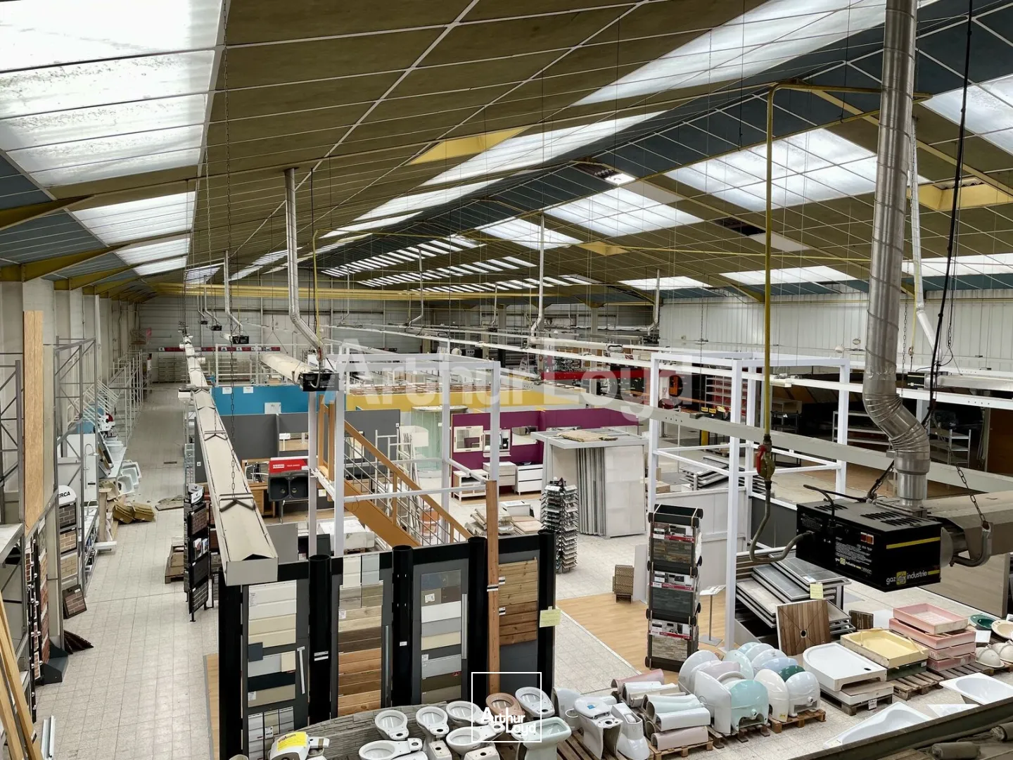Locaux d'activité & Entrepôts - Location - HAZEBROUCK - 59190 - 250-5769 - 7936685