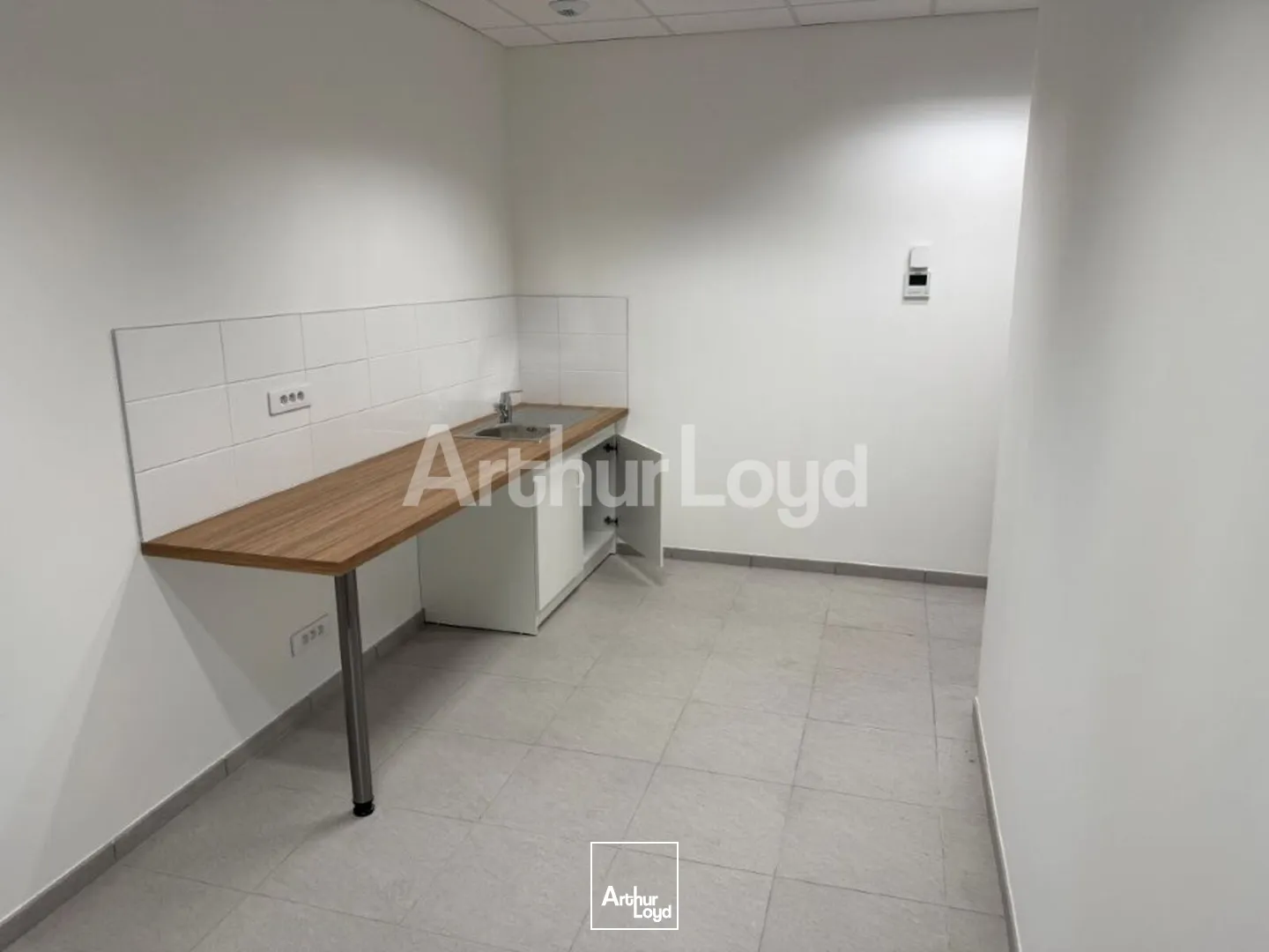 Bureaux - Location - ONNAING - 59264 - 180-180 - 7937359
