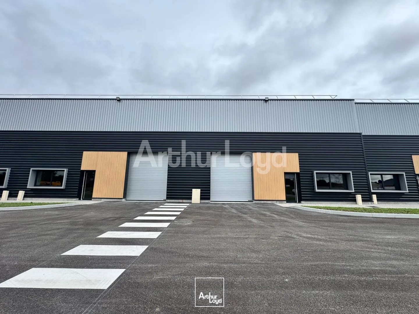 Locaux d'activité & Entrepôts - Vente - ERQUINGHEM LYS - 59193 - 148.1-5516.4 - 7938034
