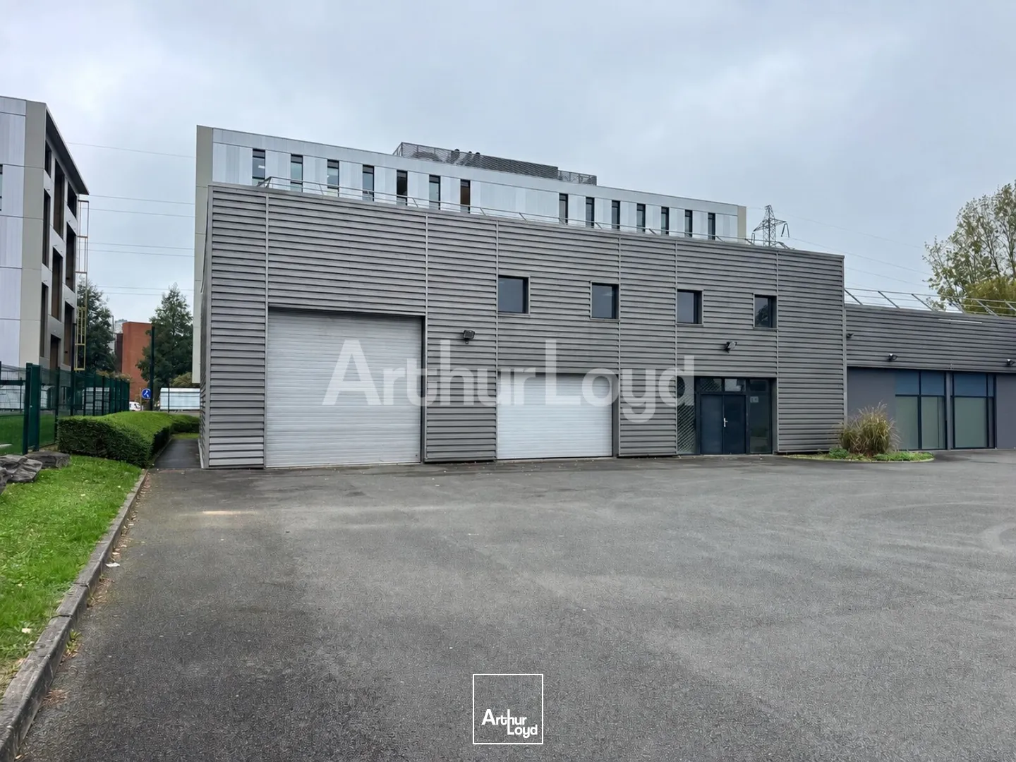 Locaux d'activité & Entrepôts - Location - VILLENEUVE D'ASCQ - 59650 - 390-390 - 7940198