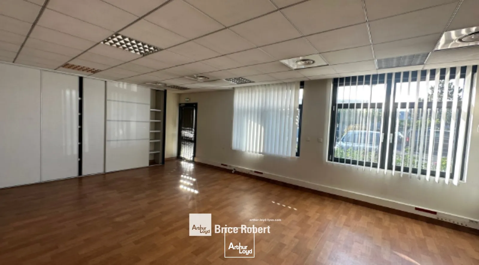 Bureaux - Location - CHASSIEU - 69680 - 247.15-247.15 - 7941919