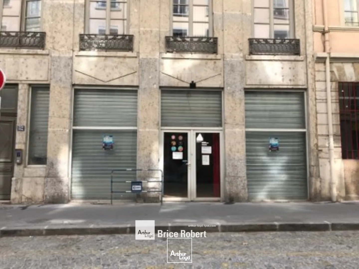 Locaux commerciaux - Location - LYON - 69002 - 100-100 - 7943849
