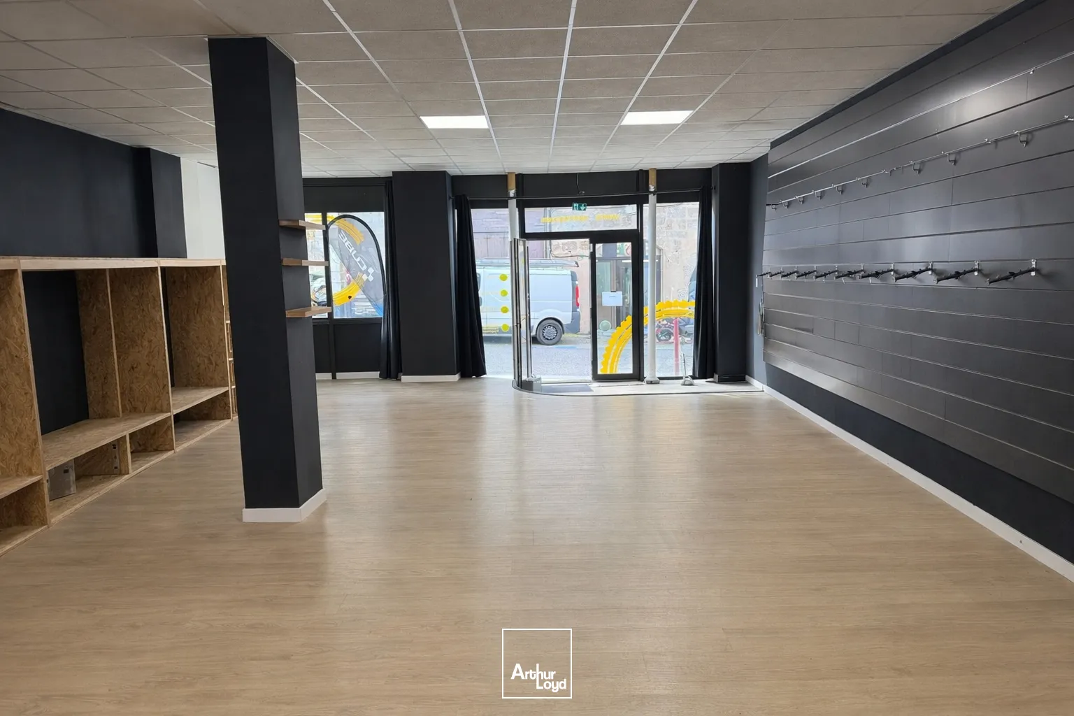 Locaux commerciaux - Location - SAINT JUNIEN - 87200 - 140-140 - 7947370