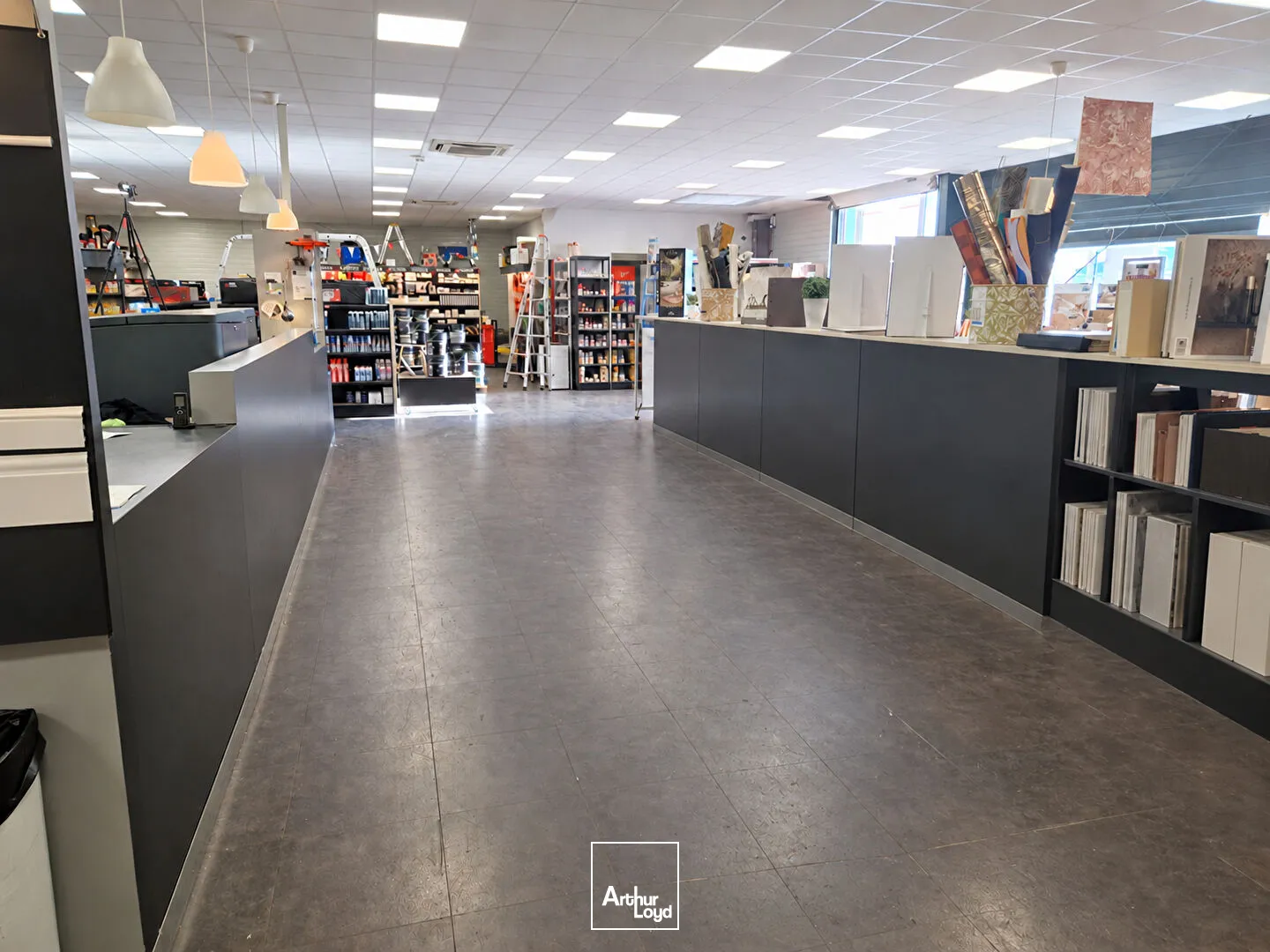 Locaux commerciaux - Location - LIMOGES - 87000 - 900-900 - 7947374