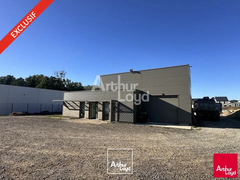 Locaux d'activité & Entrepôts - Vente - TINTÉNIAC - 35190 - 254-254 - 7947507