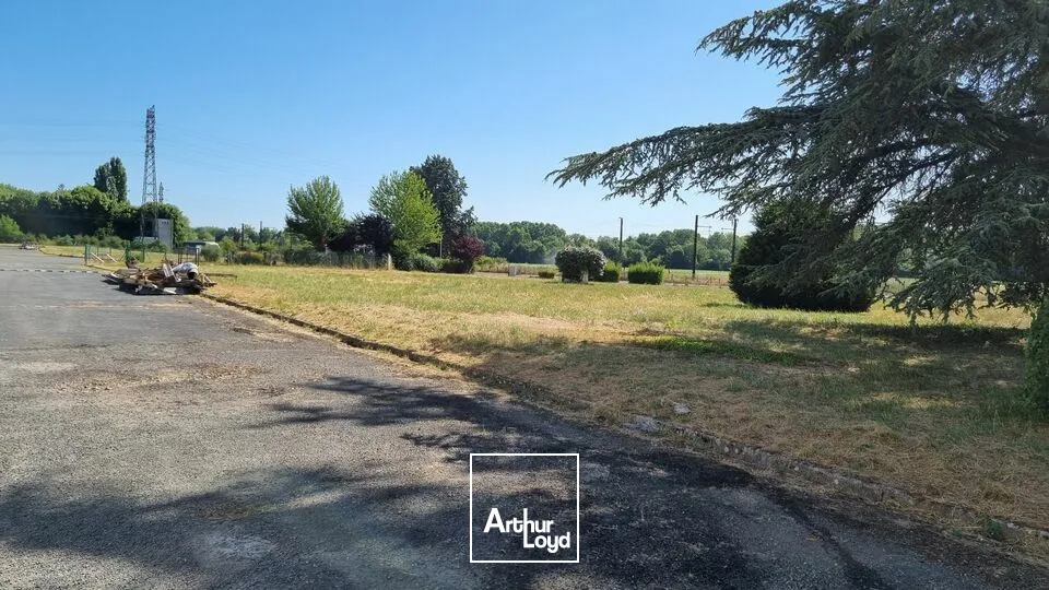 Locaux d'activité & Entrepôts - Location - DISSAY - 86130 - 240-240 - 7947547