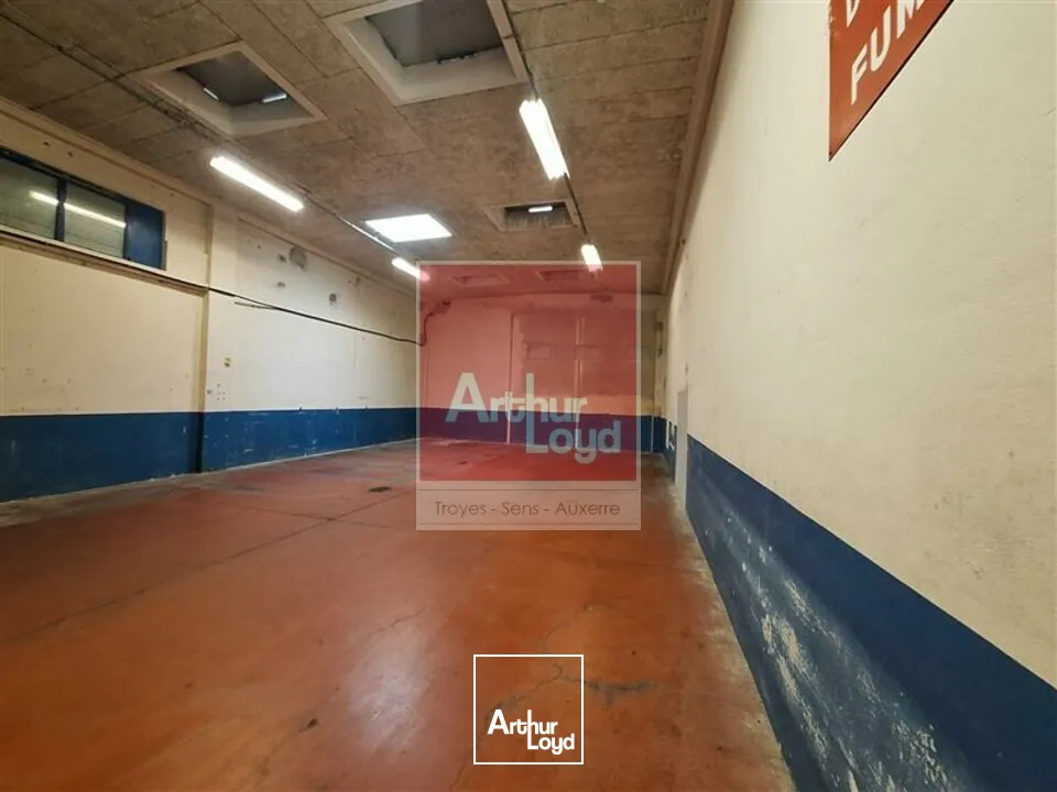 Locaux d'activité & Entrepôts - Location - AUXERRE - 89000 - 223-223 - 7947561