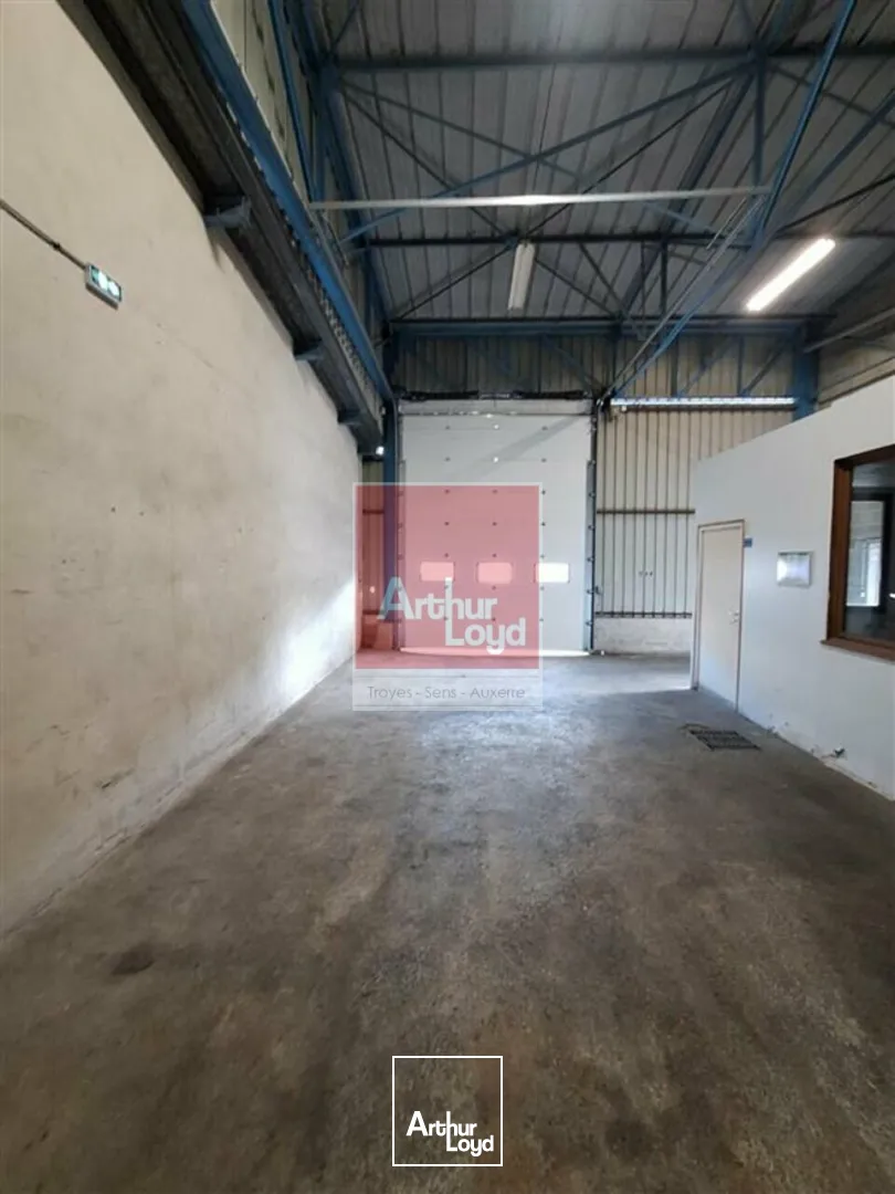Locaux d'activité & Entrepôts - Location - AUXERRE - 89000 - 223-223 - 7947562