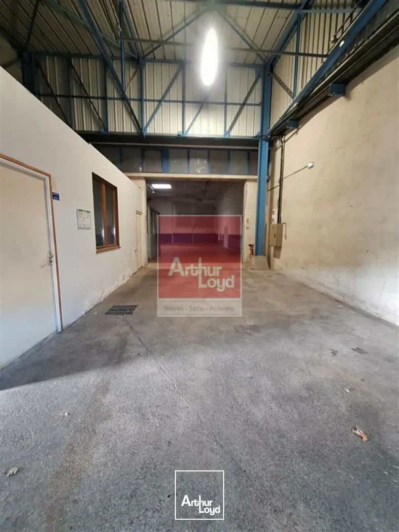 Locaux d'activité & Entrepôts - Location - AUXERRE - 89000 - 223-223 - 7947563