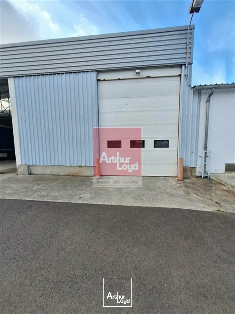 Locaux d'activité & Entrepôts - Location - AUXERRE - 89000 - 223-223 - 7947560