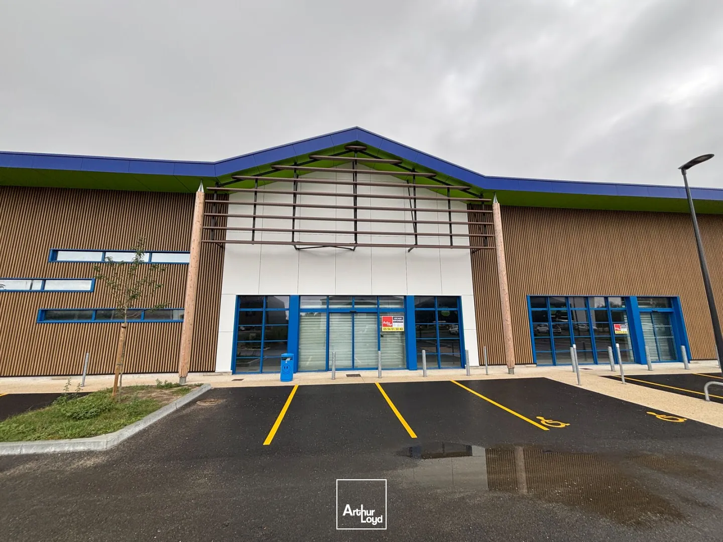 Locaux commerciaux - Location - VIRSAC - 33240 - 440-2090 - 7947745