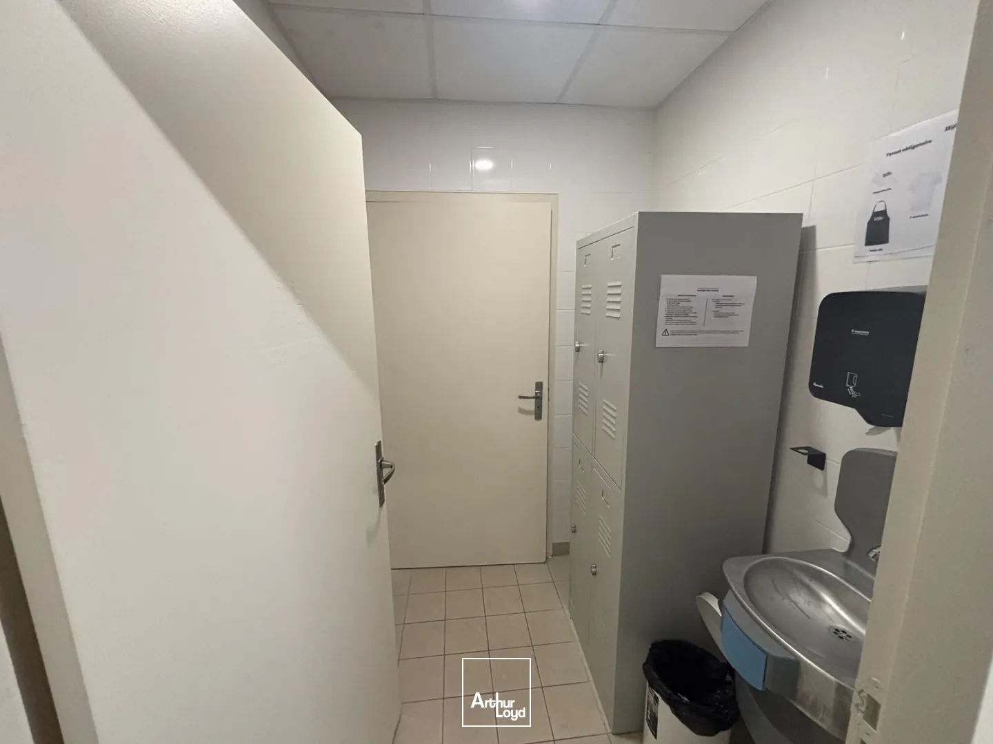 Locaux commerciaux - Location - BORDEAUX - 33300 - 180-180 - 7947765