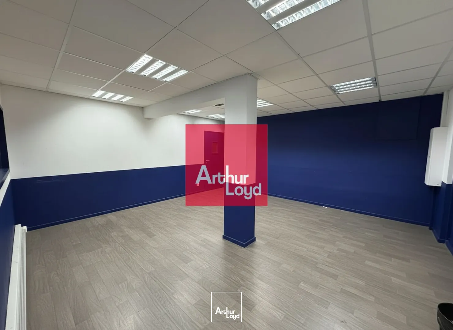 Bureaux - Location - LA TRONCHE - 38700 - 147-147 - 7947800