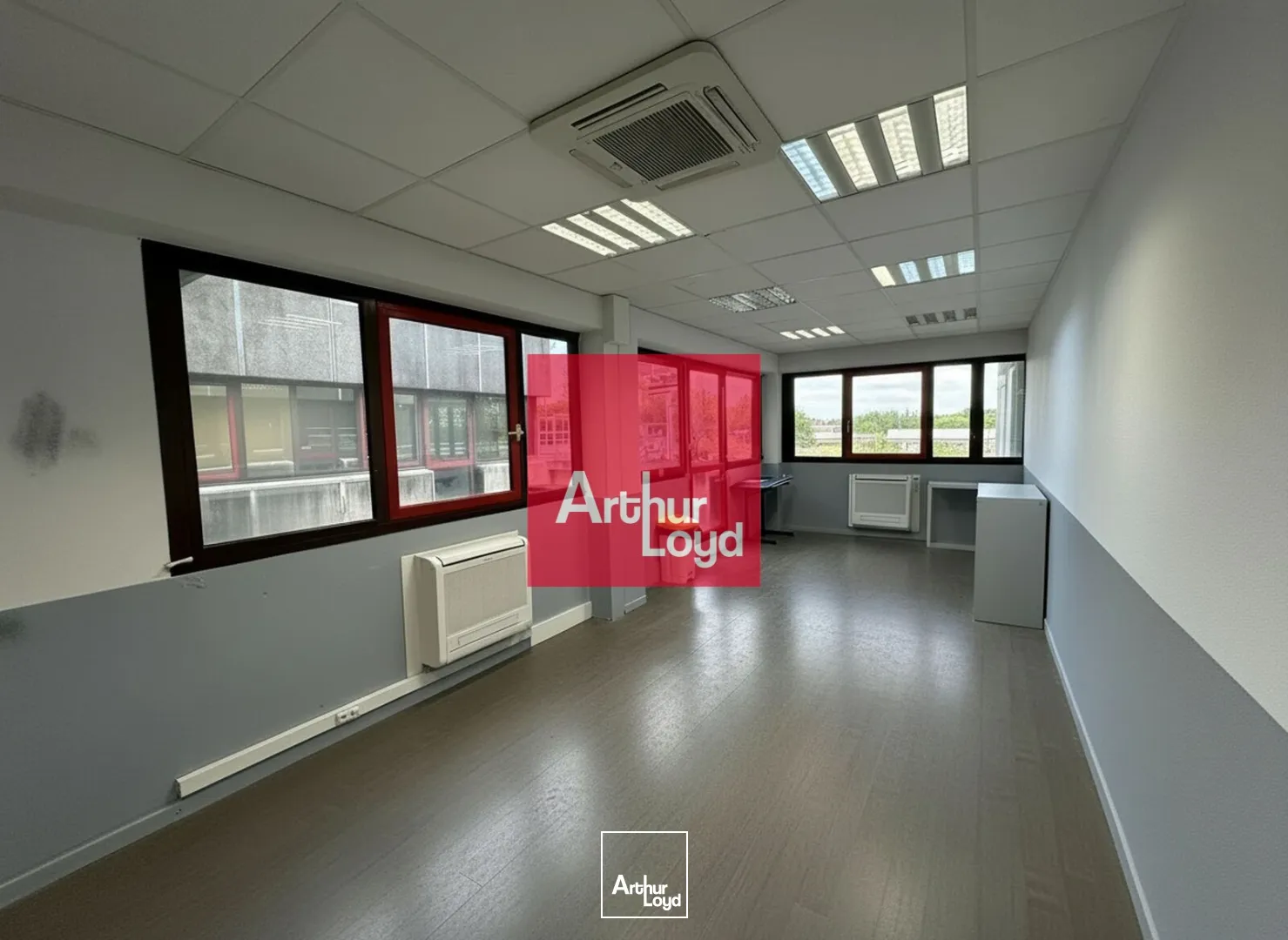 Bureaux - Location - LA TRONCHE - 38700 - 147-147 - 7947805