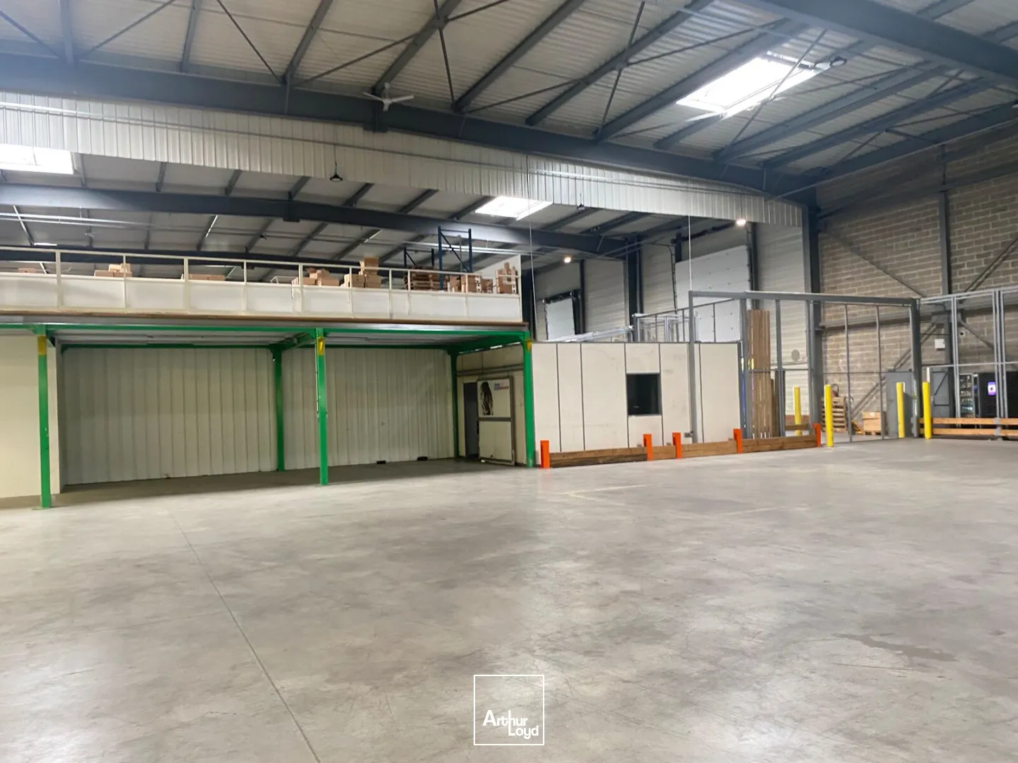 Locaux d'activité & Entrepôts - Location - ROISSY EN FRANCE - 95700 - 1237-1237 - 7948102