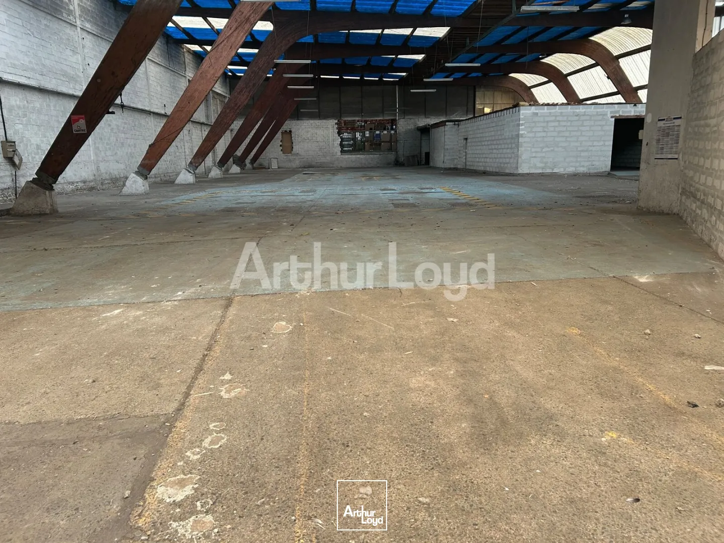 Locaux d'activité & Entrepôts - Location - LILLE - 59000 - 2122-2122 - 7948181