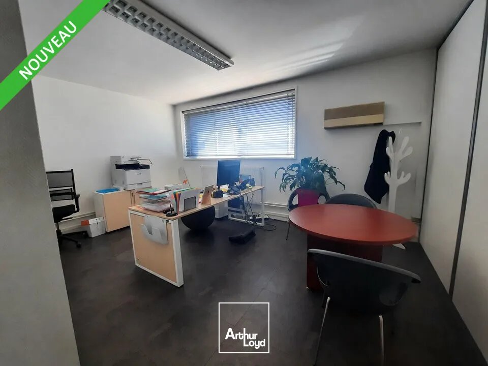 Locaux d'activité & Entrepôts - Location - ROMAGNAT - 63540 - 644-644 - 7948453