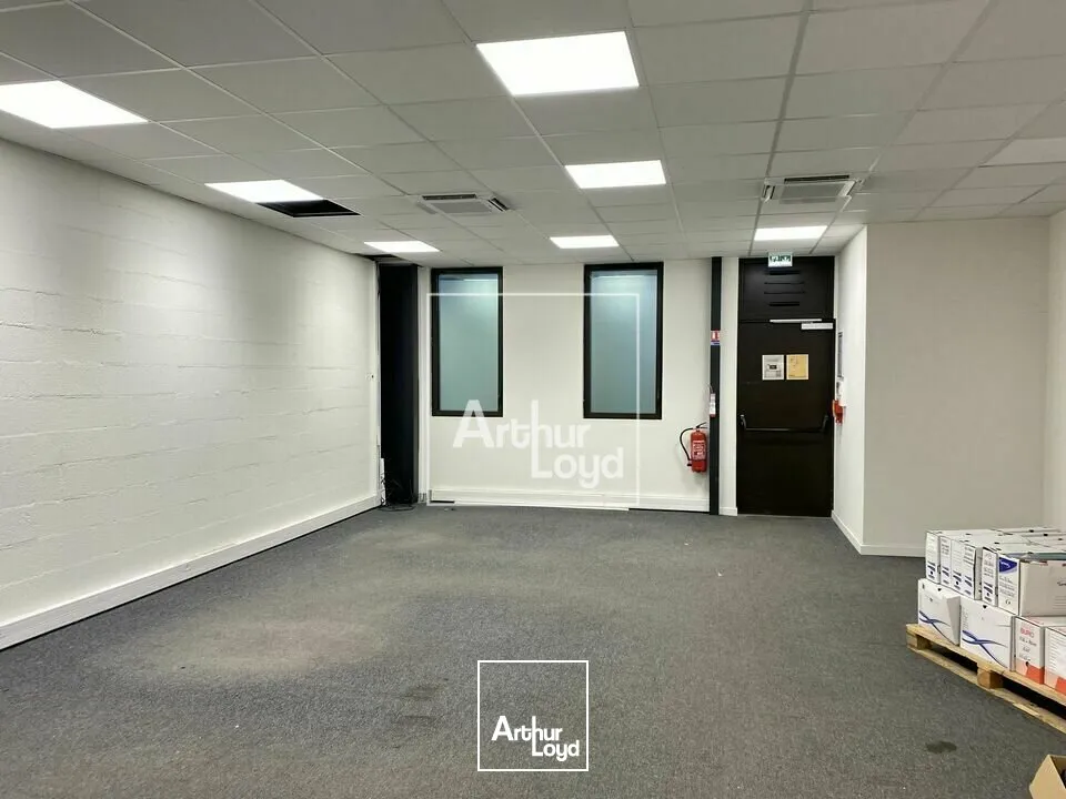 Locaux d'activité & Entrepôts - Location - LE COUDRAY MONTCEAUX - 91830 - 436-876 - 7949731