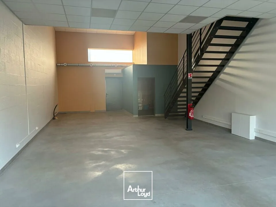 Locaux d'activité & Entrepôts - Location - LA RÉORTHE - 85210 - 142-142 - 7949745