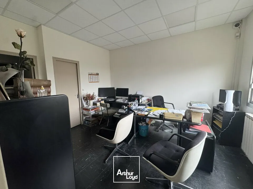 Locaux d'activité & Entrepôts - Vente - JOUÉ-LÈS-TOURS - 37300 - 450-450 - 7949825