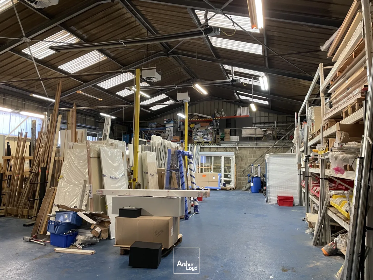 Locaux d'activité & Entrepôts - Vente - RIEUX - 60870 - 719-719 - 7949908